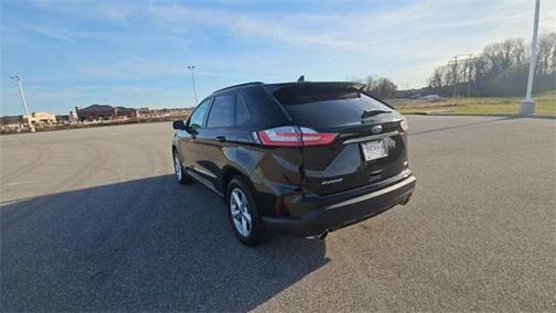AGATE BLACK METALLIC 2020 Ford Edge SE