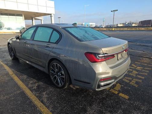 2020 BMW 750 i xDrive