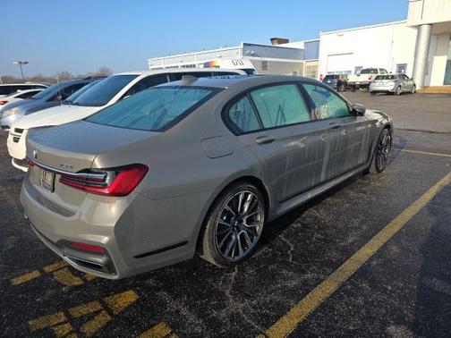2020 BMW 750 i xDrive