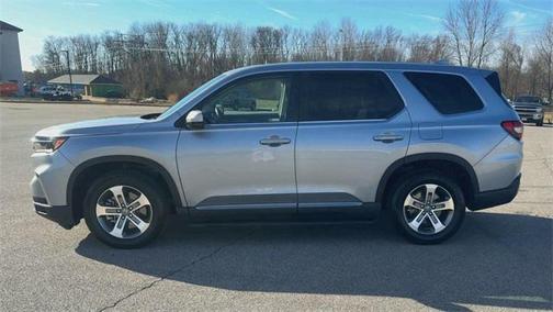 2023 Honda Pilot AWD EX-L 8 Passenger