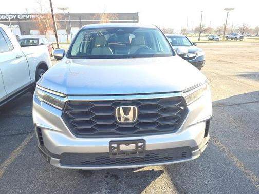 2023 Honda Pilot AWD EX-L 8 Passenger