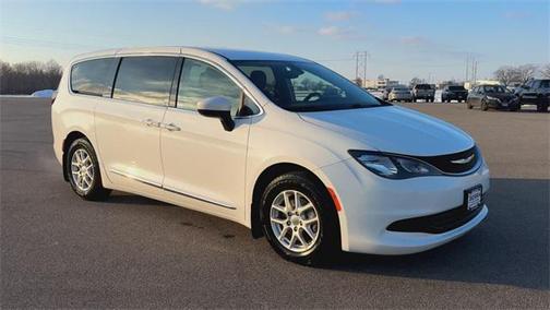 2017 Chrysler Pacifica Touring