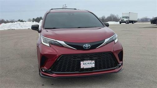 2024 Toyota Sienna XSE 7 Passenger