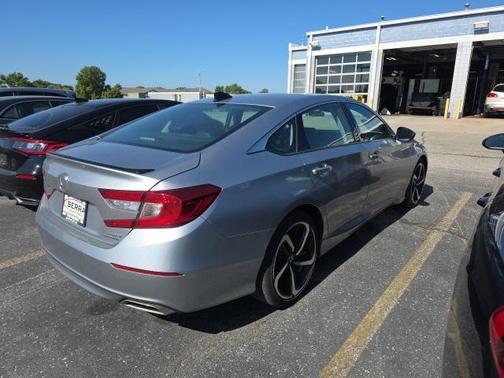 2022 Honda Accord Sport SE 1.5T