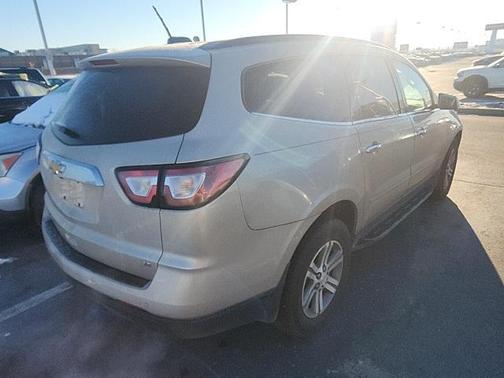 2017 Chevrolet Traverse 2LT