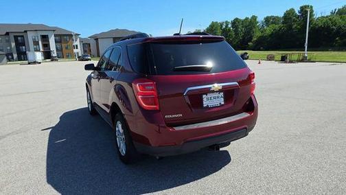 Siren Red Tintcoat 2017 Chevrolet Equinox 1LT