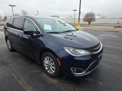 2018 Chrysler Pacifica Touring Plus