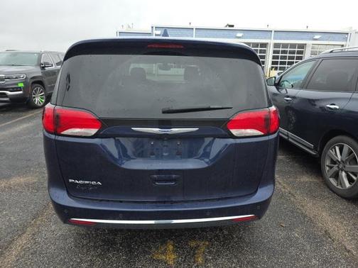 2018 Chrysler Pacifica Touring Plus