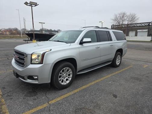 2016 GMC Yukon XL SLE