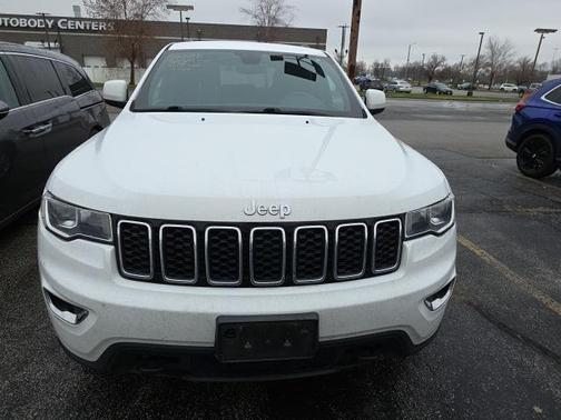 2017 Jeep Grand Cherokee Laredo