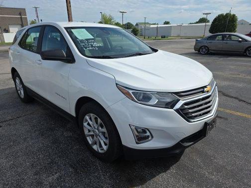 Summit White 2020 Chevrolet Equinox LS