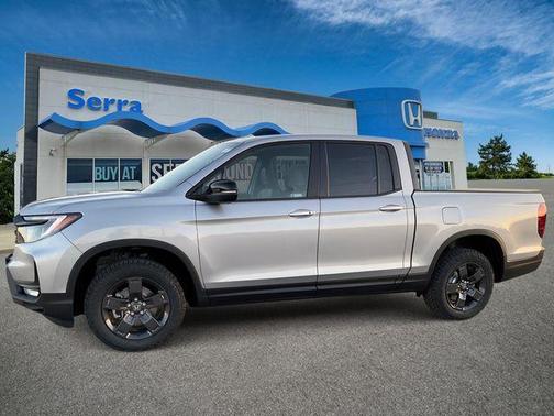 Solar Silver Metallic 2026 Honda Ridgeline TrailSport