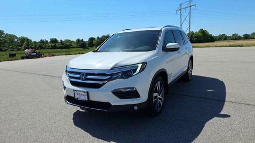 White Diamond Pearl 2018 Honda Pilot Elite