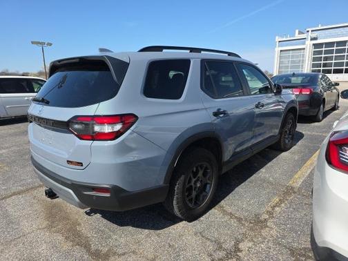 2024 Honda Pilot TrailSport