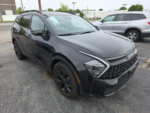 Ebony Black 2025 Kia Sportage X-Line