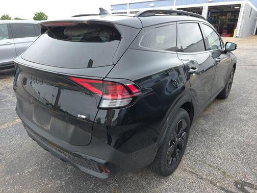 Ebony Black 2025 Kia Sportage X-Line