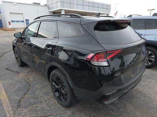 Ebony Black 2025 Kia Sportage X-Line