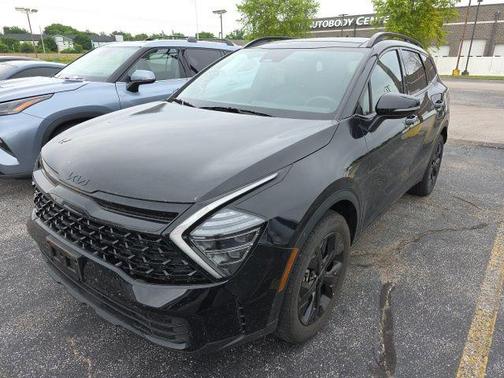 Ebony Black 2025 Kia Sportage X-Line