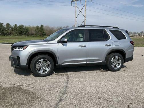 Solar Silver Metallic 2026 Honda Pilot EX-L