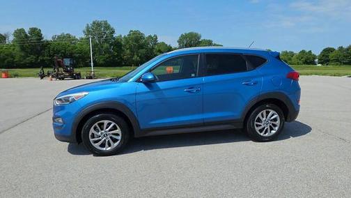 Caribbean Blue 2016 Hyundai TUCSON SE
