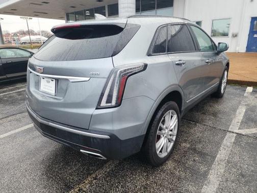 2024 Cadillac XT5 Sport
