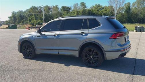 2022 Volkswagen Tiguan 2.0T SE R-Line Black