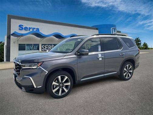 2025 Honda Pilot Touring 8-Passenger
