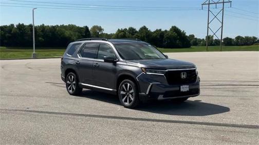 2025 Honda Pilot Touring 8-Passenger