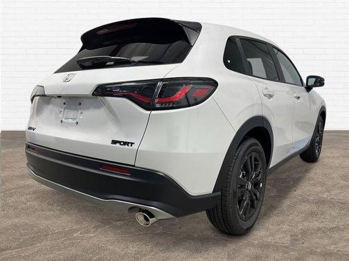 Platinum White Pearl 2026 Honda HR-V AWD Sport