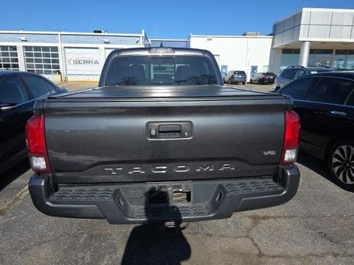 2017 Toyota Tacoma TRD Sport