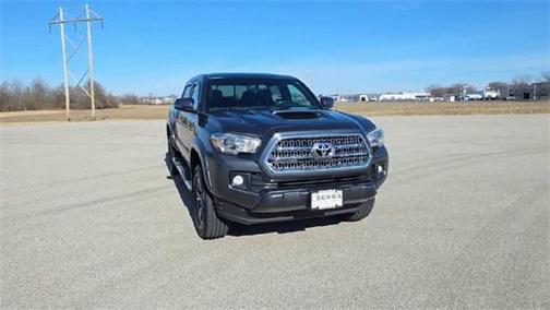 2017 Toyota Tacoma TRD Sport