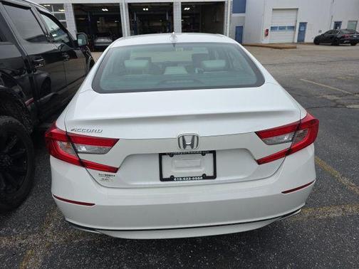 Platinum White Pearl 2018 Honda Accord EX-L