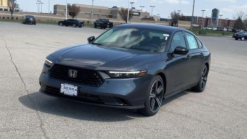 Meteorite Gray Metallic 2026 Honda Accord SE
