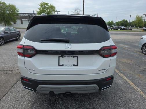 Nh-883 2025 Honda Pilot Touring 8-Passenger