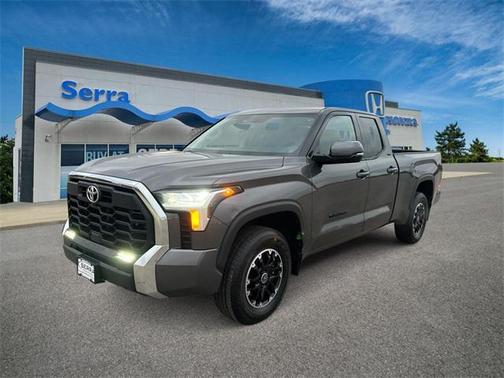 2022 Toyota Tundra SR5