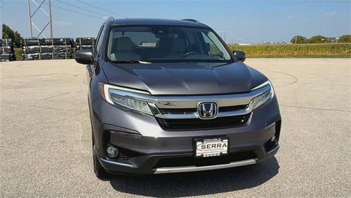2019 Honda Pilot Touring 8-Passenger