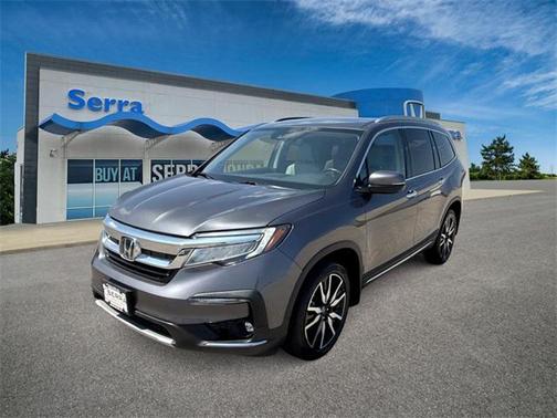 2019 Honda Pilot Touring 8-Passenger