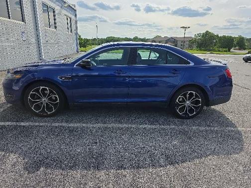 DEEP IMPACT BLUE 2014 Ford Taurus SHO