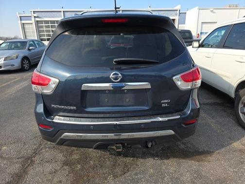 2013 Nissan Pathfinder SL