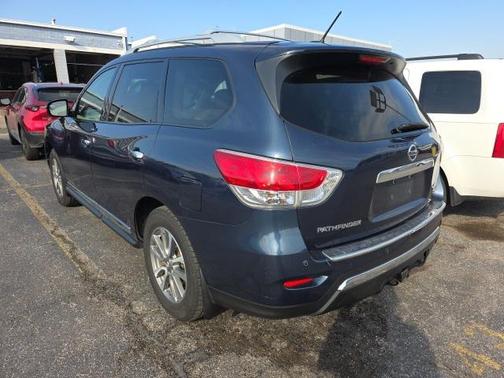 2013 Nissan Pathfinder SL