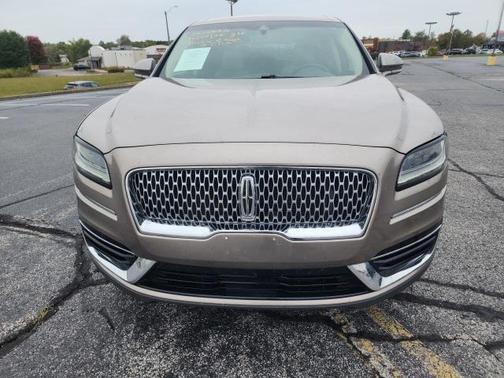 2019 Lincoln Nautilus Select