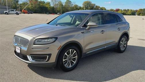 2019 Lincoln Nautilus Select