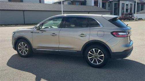 2019 Lincoln Nautilus Select