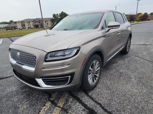 2019 Lincoln Nautilus Select