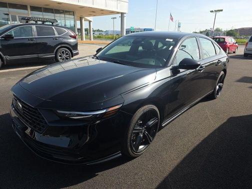 Crystal Black Pearl 2025 Honda Accord Hybrid Sport-L