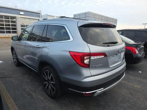 2020 Honda Pilot Touring 8-Passenger