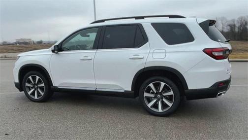 2025 Honda Pilot Touring 8-Passenger