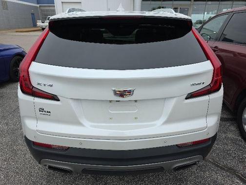 Crystal White Tricoat 2020 Cadillac XT4 Premium Luxury