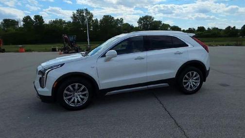 Crystal White Tricoat 2020 Cadillac XT4 Premium Luxury