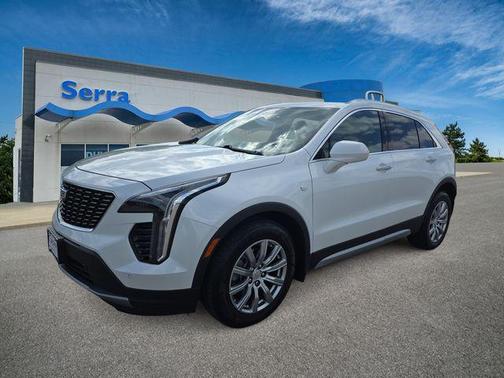 Crystal White Tricoat 2020 Cadillac XT4 Premium Luxury